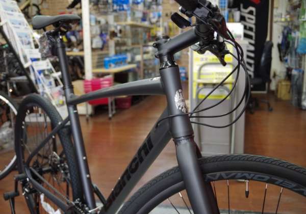 Bianchi　2台　ベロタイプ、折りたたみ 000000036772_2_ZxbgvGS.jpg