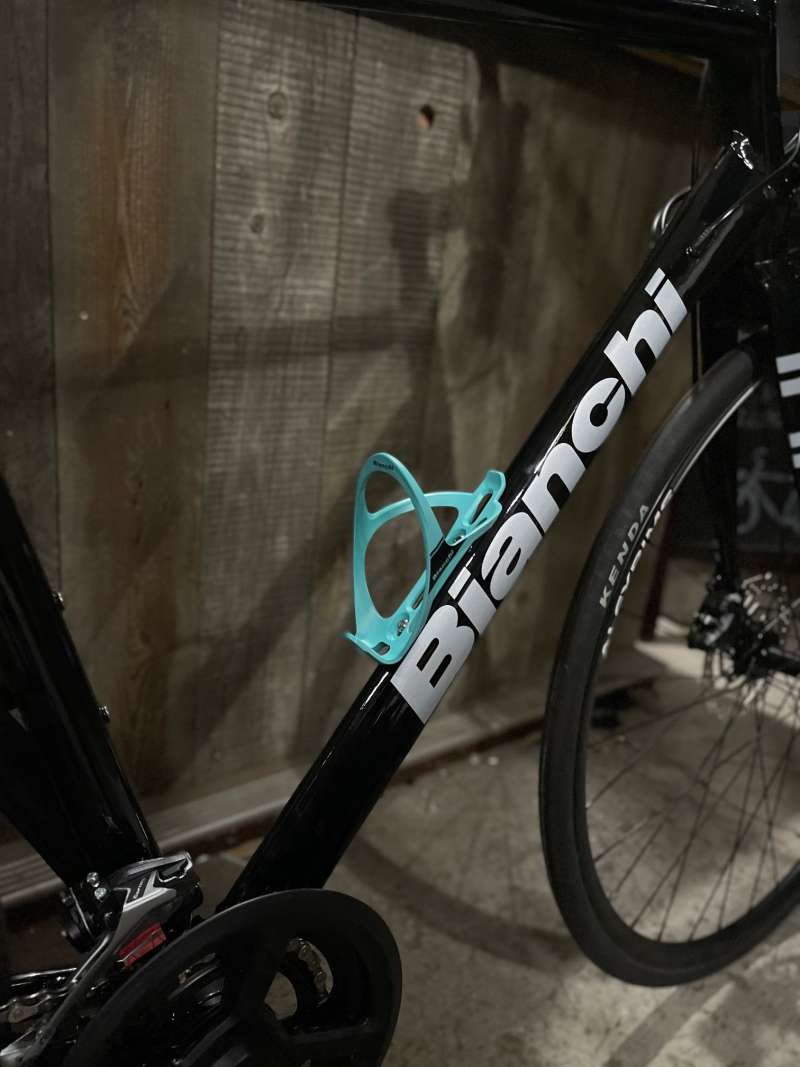 カスタムクロスバイク　イタリア Bianchi C-SPORT 1 イタリアブランド クロスバイク ビアンキ