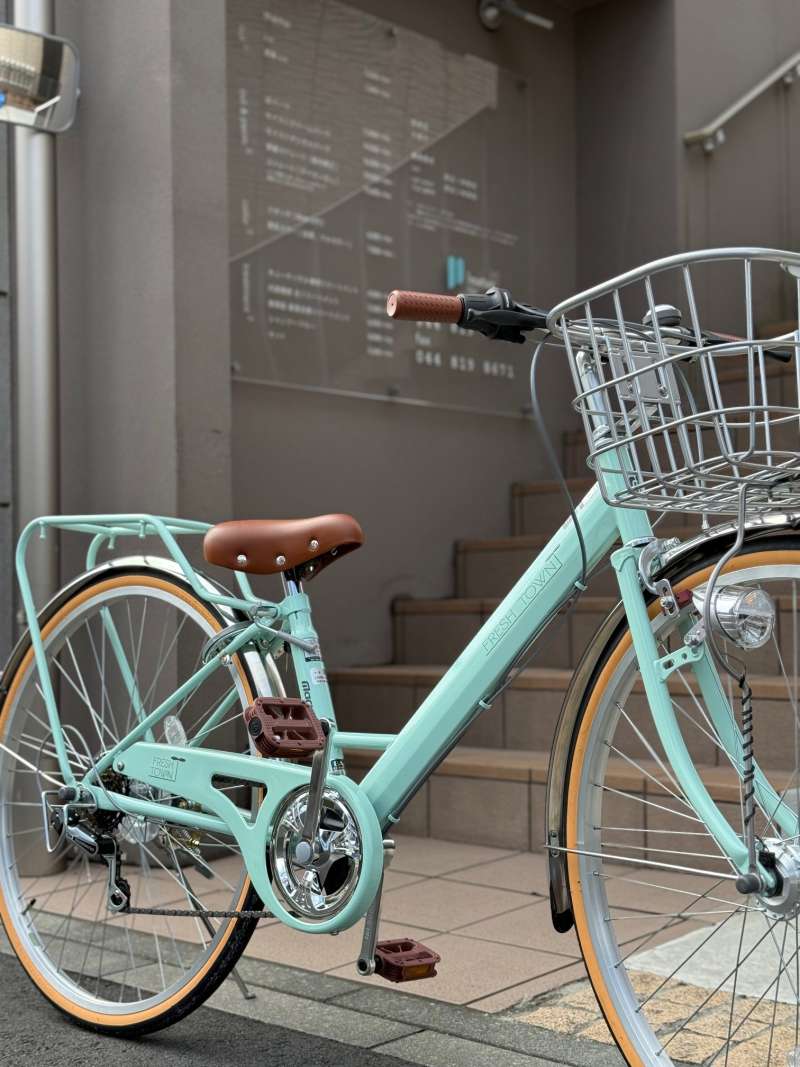 最終お値引き♥【直接お取引限定】26インチ オートライト・ギヤ付自転車 自転車 通勤 通学 26インチ ファミリーサイクル 外装6段変速