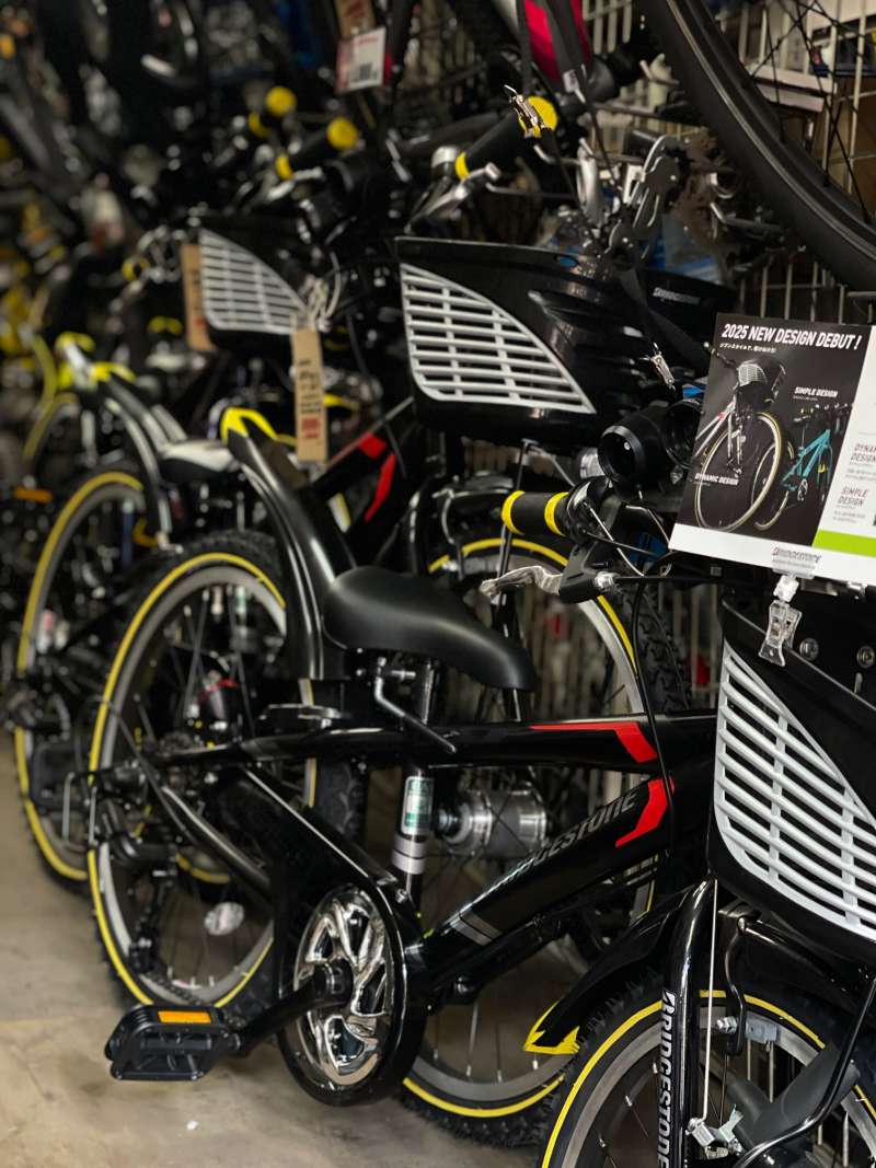 大阪市引取限定　BRIDGESTONE クロスファイアー　22インチ　黒/黄色 大阪市引取限定 BRIDGESTONE クロスファイアー 22インチ 黒/黄色