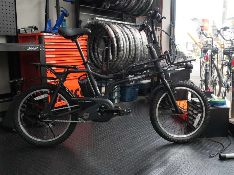 ヤッマン パナソニック 電動自転車 EZ マッドブラック EZ 【電動アシスト】 Panasonic：新型EZ カスタム パナソニック