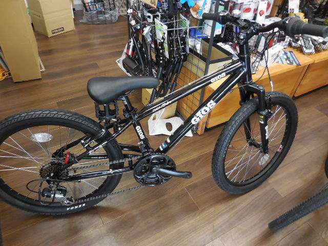 GIOS　ジェノア　20インチ　ブラックカラー　2020モデル GIOS ジェノア 20インチ ブラックカラー 2020モデル