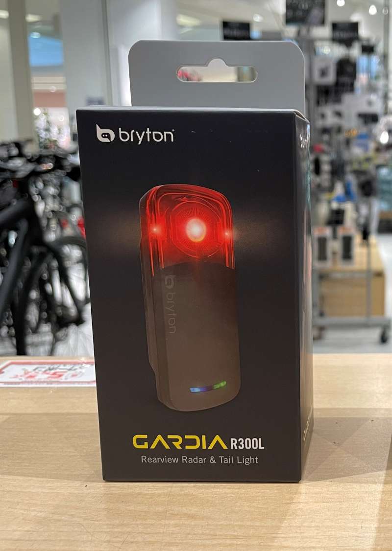 格安超激安】 Bryton Gardia R300L ブライトン ガーディア リアビューレーダー＆テールライト GR300L：コジーバイシクル店 